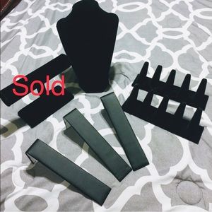 6 piece Black Velvet Jewelry Display Set